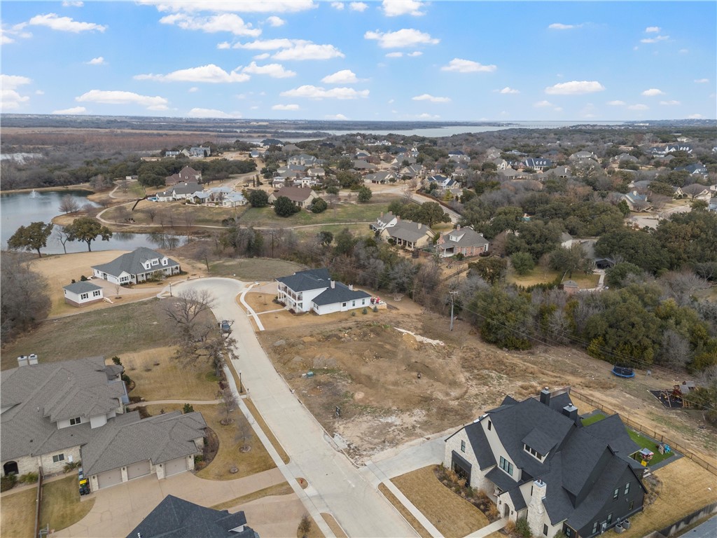 16008 Torrey Springs Boulevard, Woodway, Texas image 4