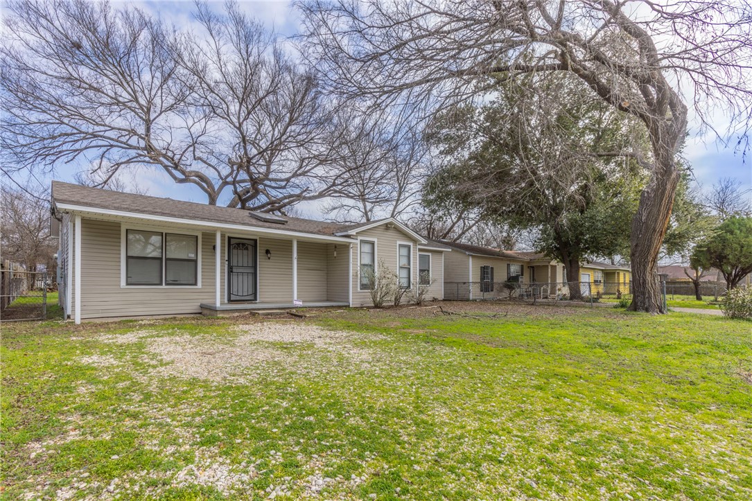 207 N Bermuda Street, Waco, Texas image 23