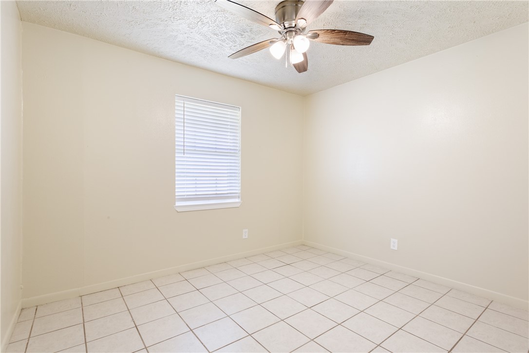 701 S 13th Avenue, Teague, Texas image 20