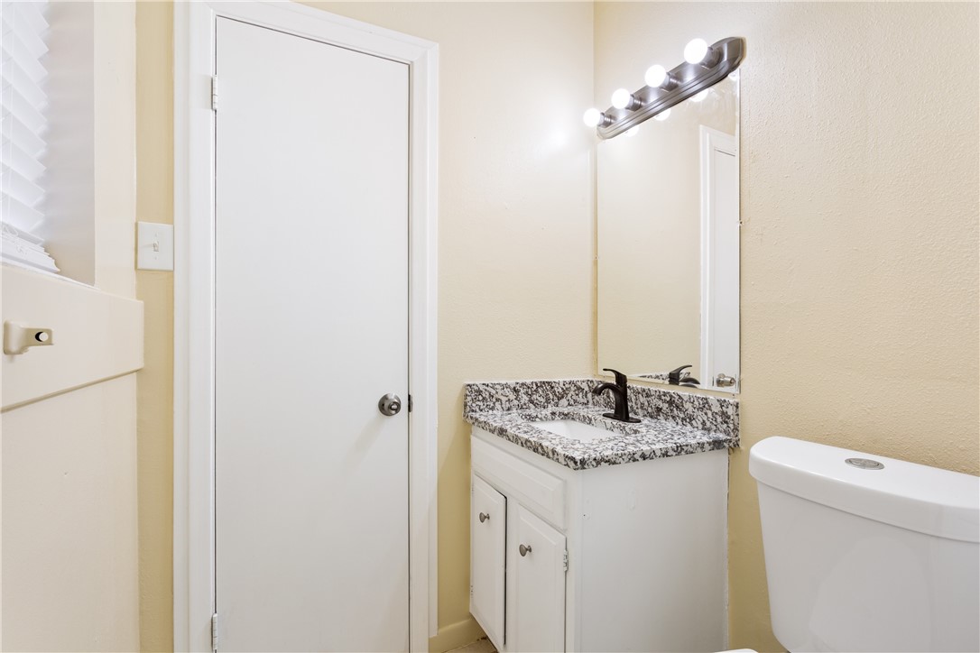 701 S 13th Avenue, Teague, Texas image 16