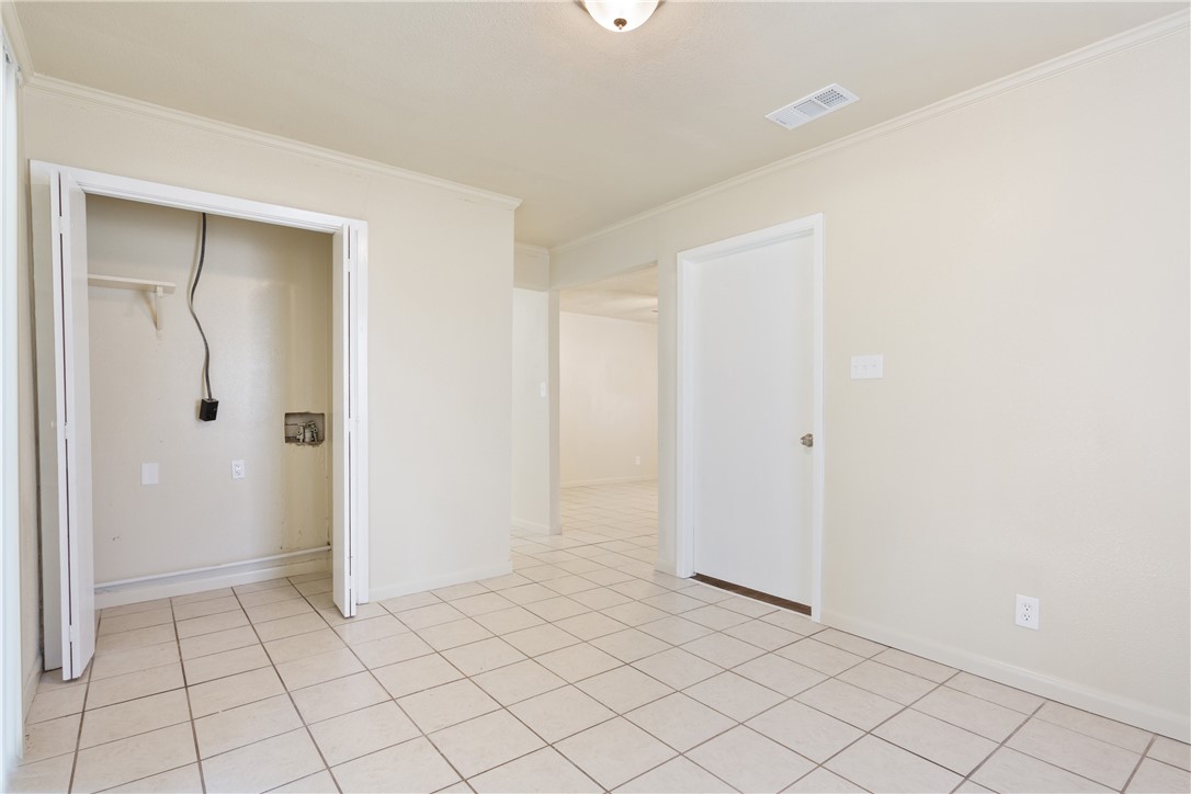 701 S 13th Avenue, Teague, Texas image 21