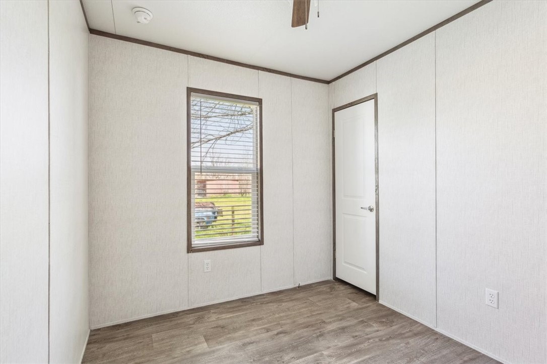 404 E Collins Street, Bremond, Texas image 19