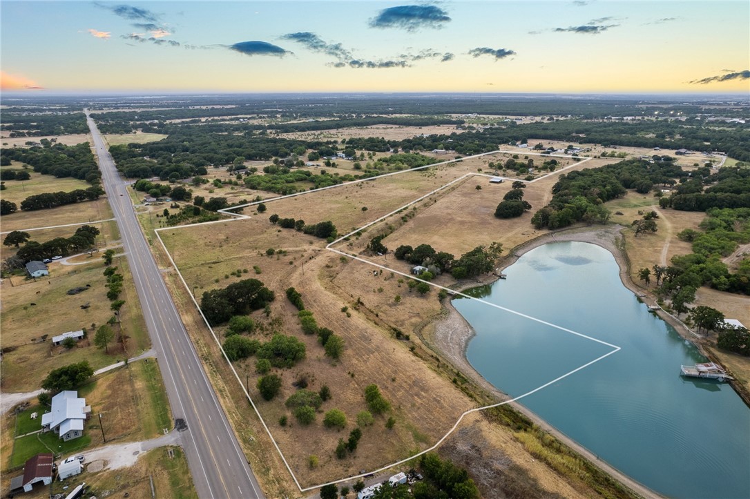 318 Wildbird Lane, Axtell, Texas image 2