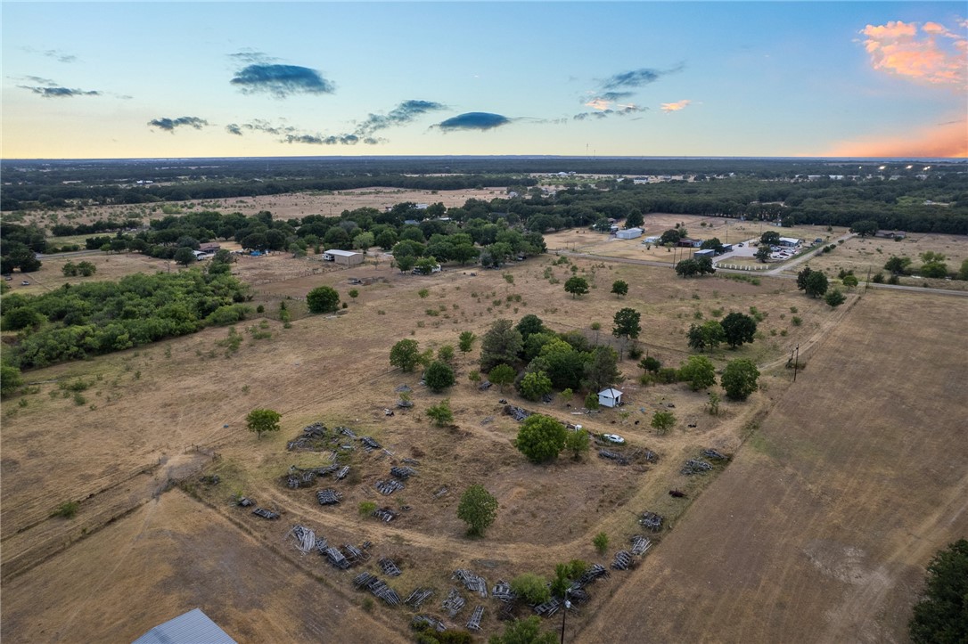 318 Wildbird Lane, Axtell, Texas image 31