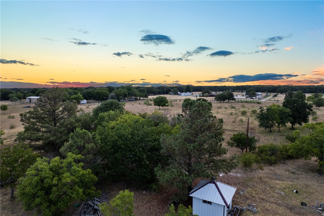 318 Wildbird Lane, Axtell, Texas image 12