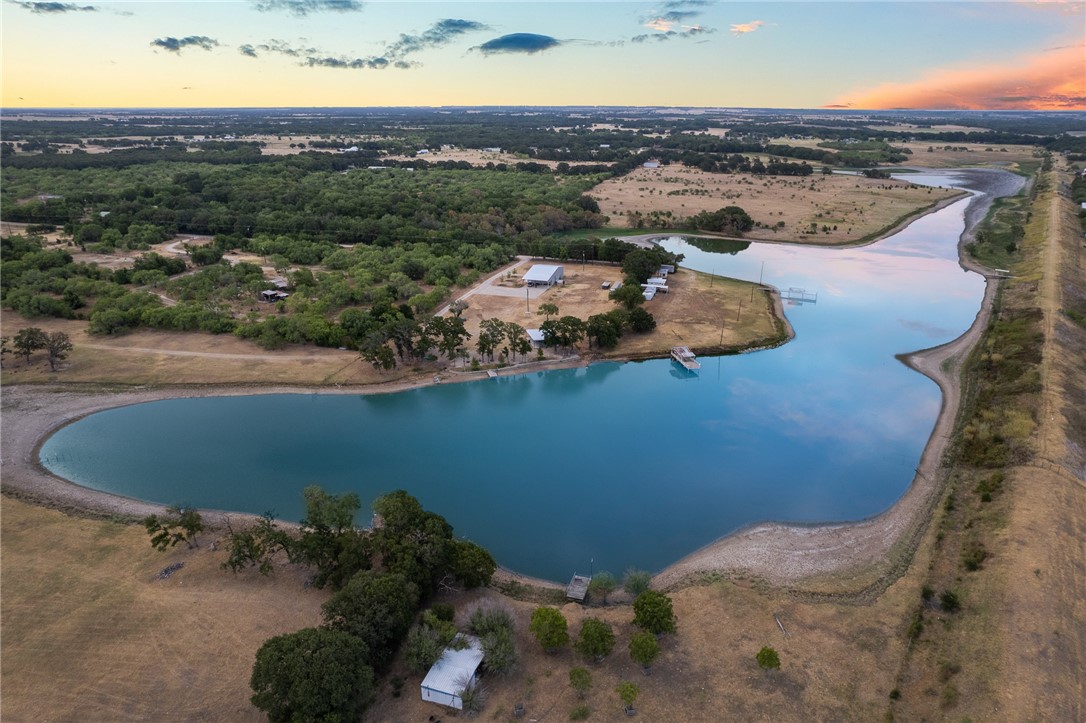 318 Wildbird Lane, Axtell, Texas image 1