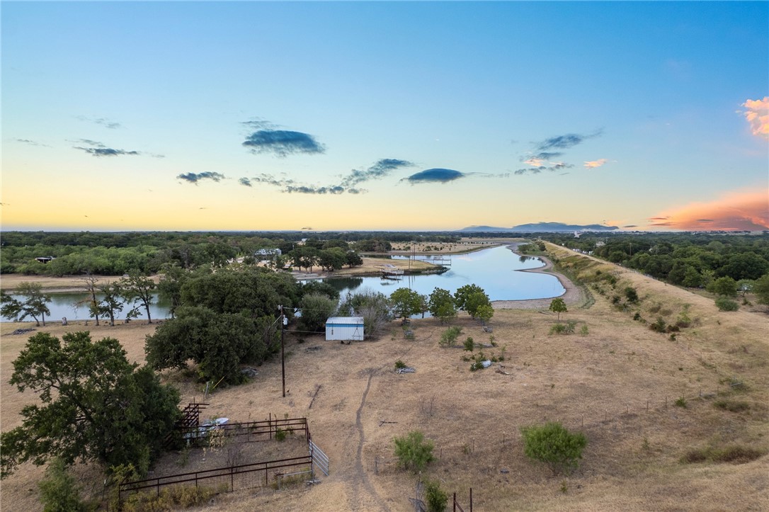 318 Wildbird Lane, Axtell, Texas image 13