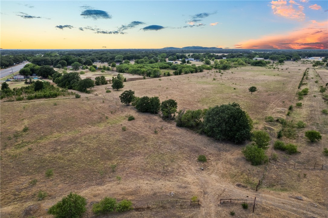 318 Wildbird Lane, Axtell, Texas image 15