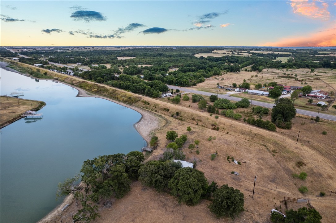 318 Wildbird Lane, Axtell, Texas image 21