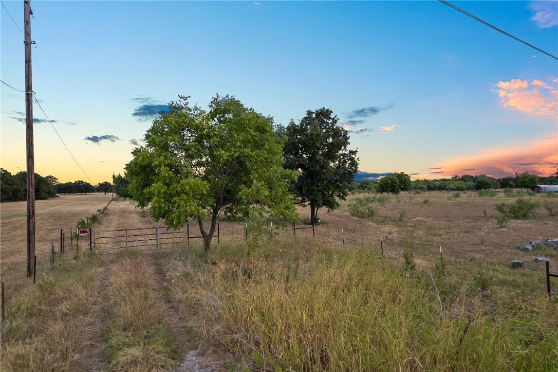 318 Wildbird Lane, Axtell, Texas image 41