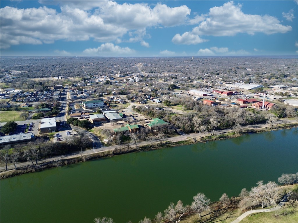 324 Lorraine Drive, Waco, Texas image 8