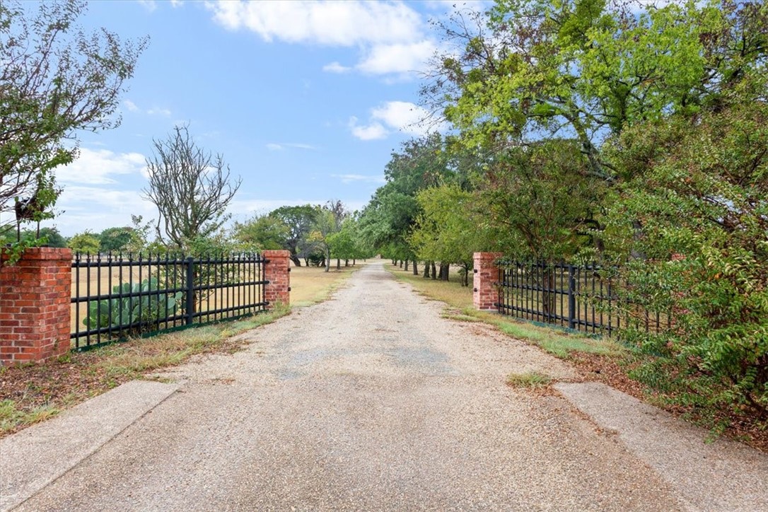 3508 Baylor Camp Road, Crawford, Texas image 3