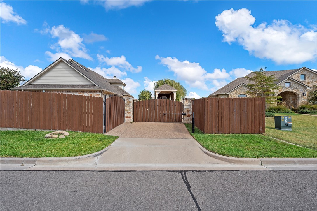 401 Stone Creek Ridge Drive, McGregor, Texas image 50