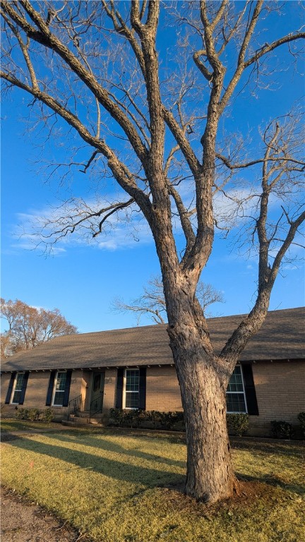 1122 W 6th Street, McGregor, Texas image 36