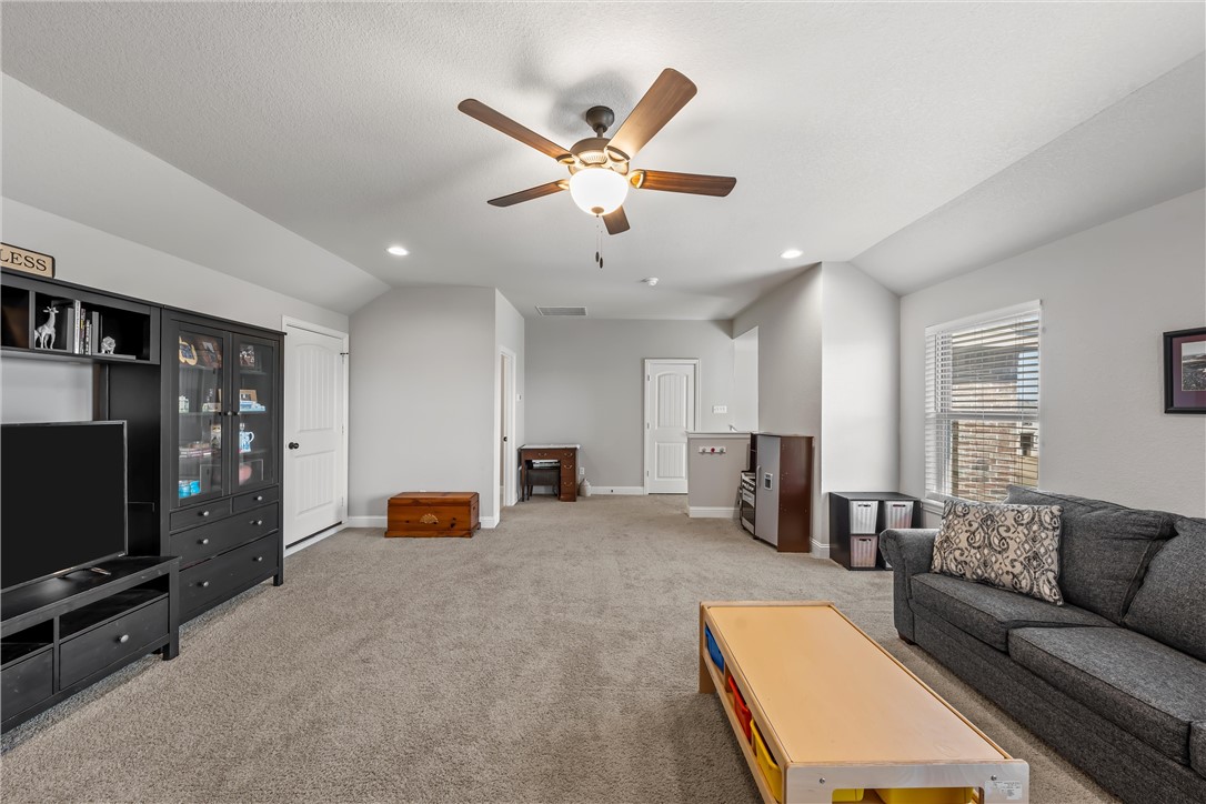 260 Oak Meadow Trail, McGregor, Texas image 30