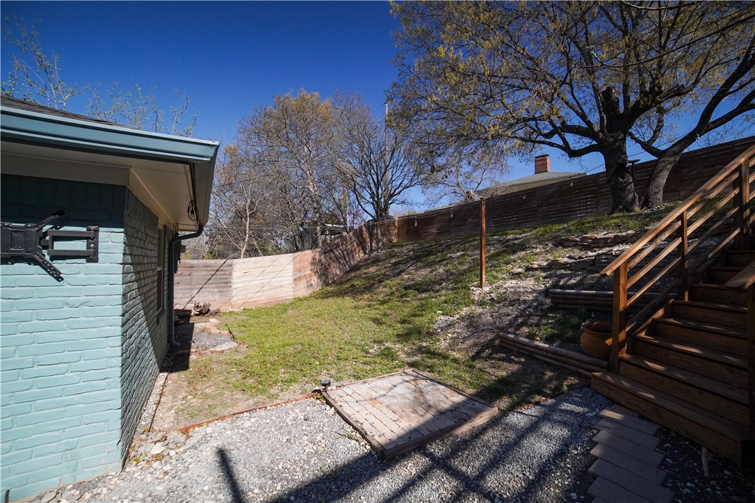 1025 Wedgewood Drive, Woodway, Texas image 22