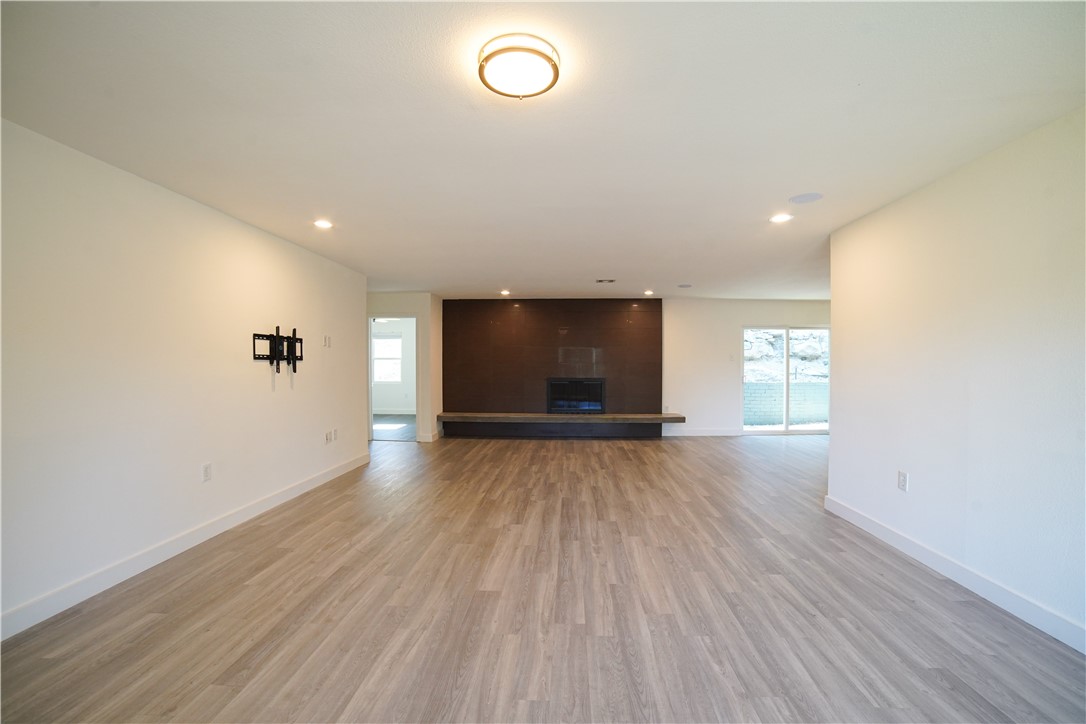 1025 Wedgewood Drive, Woodway, Texas image 7