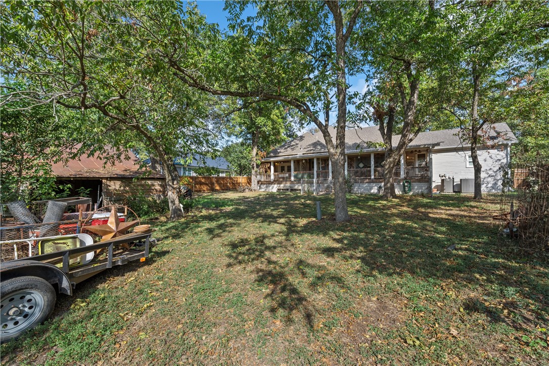 702 S Harrison Street, West, Texas image 36