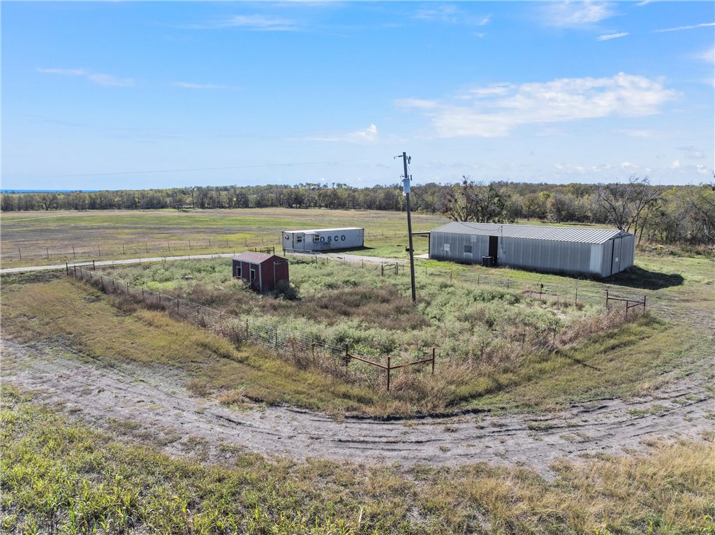 475 Cr 151, Riesel, Texas image 9