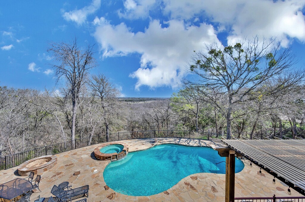 675 Cedar Canyon Road, Crawford, Texas image 41