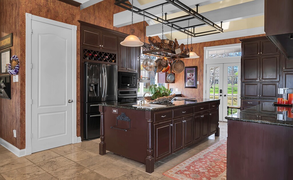 675 Cedar Canyon Road, Crawford, Texas image 13