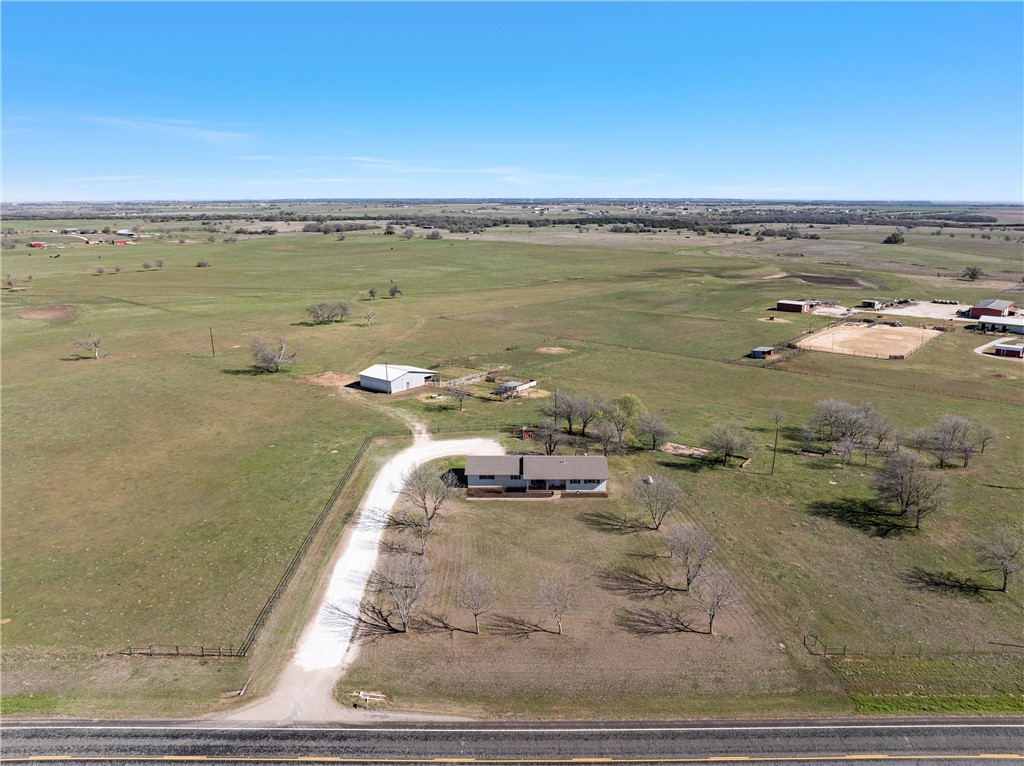 5132 Cedar Rock Parkway, Crawford, Texas image 33