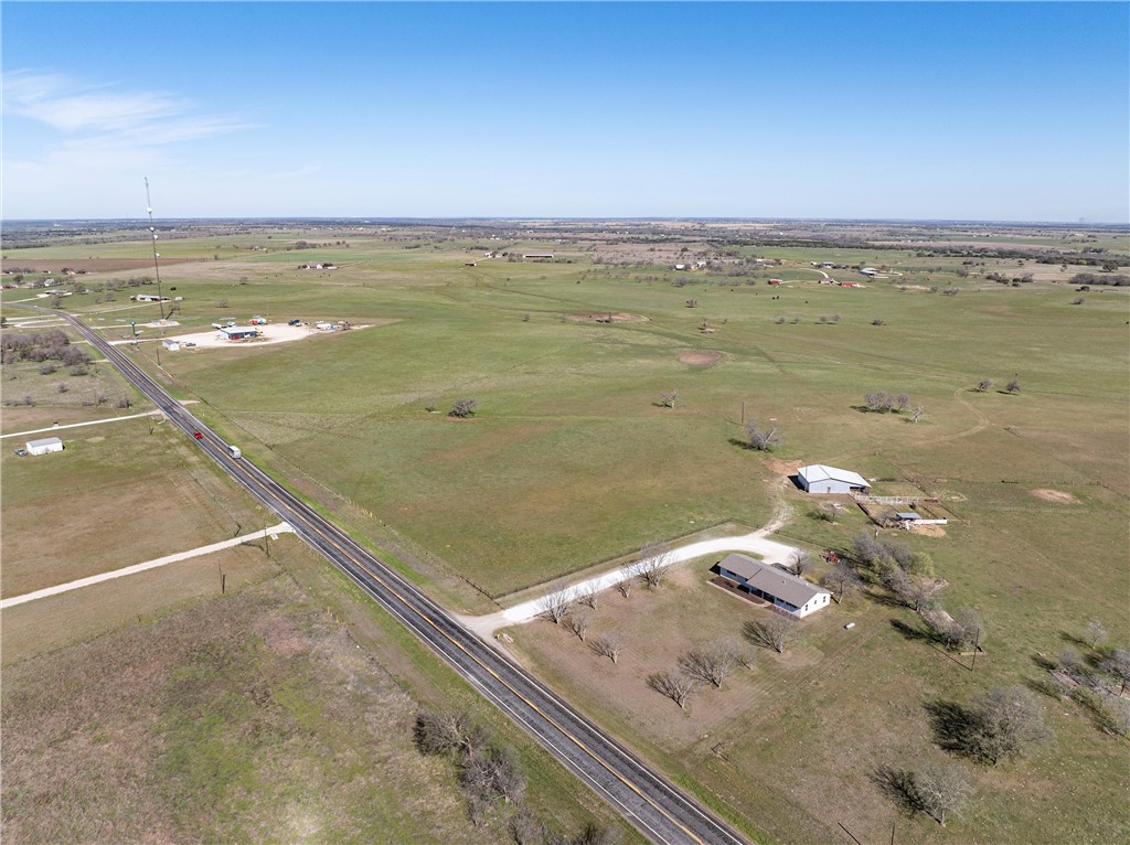 5132 Cedar Rock Parkway, Crawford, Texas image 34