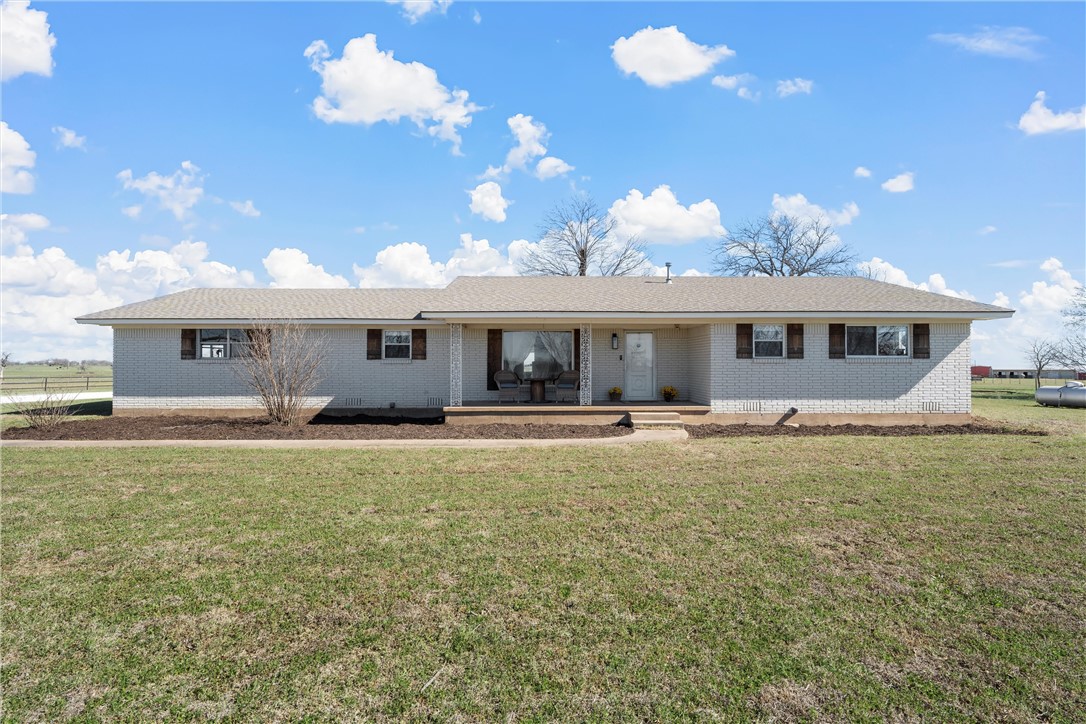 5132 Cedar Rock Parkway, Crawford, Texas image 2