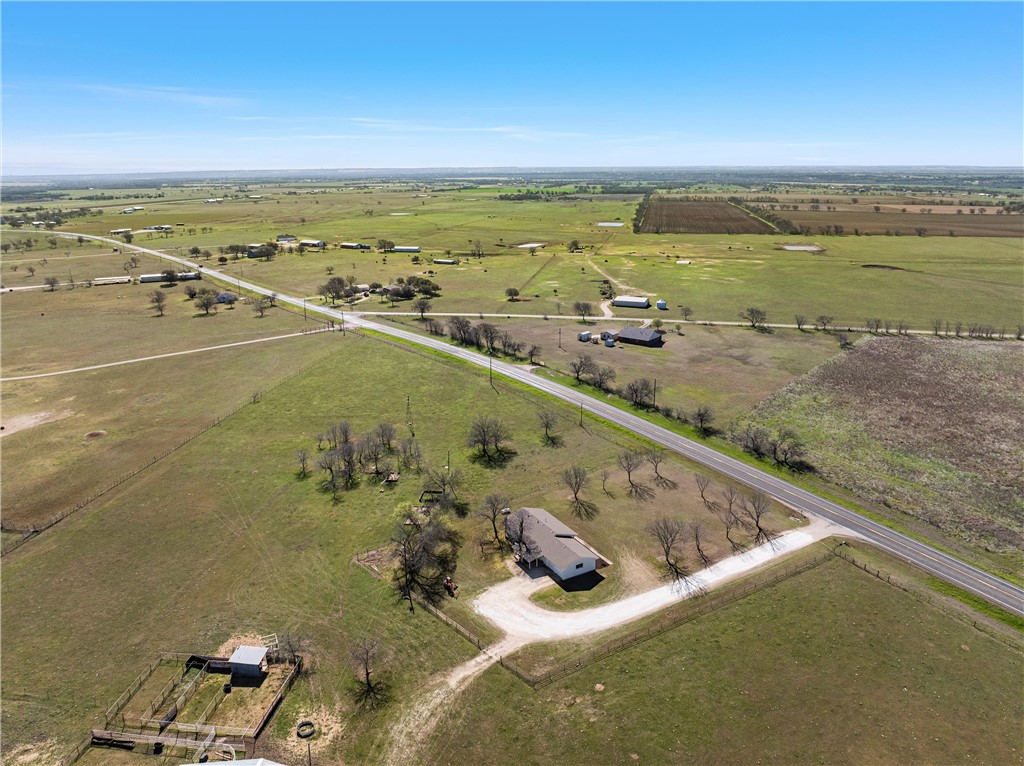 5132 Cedar Rock Parkway, Crawford, Texas image 35
