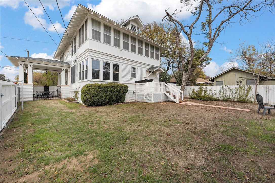 2228 Sanger Avenue, Waco, Texas image 37