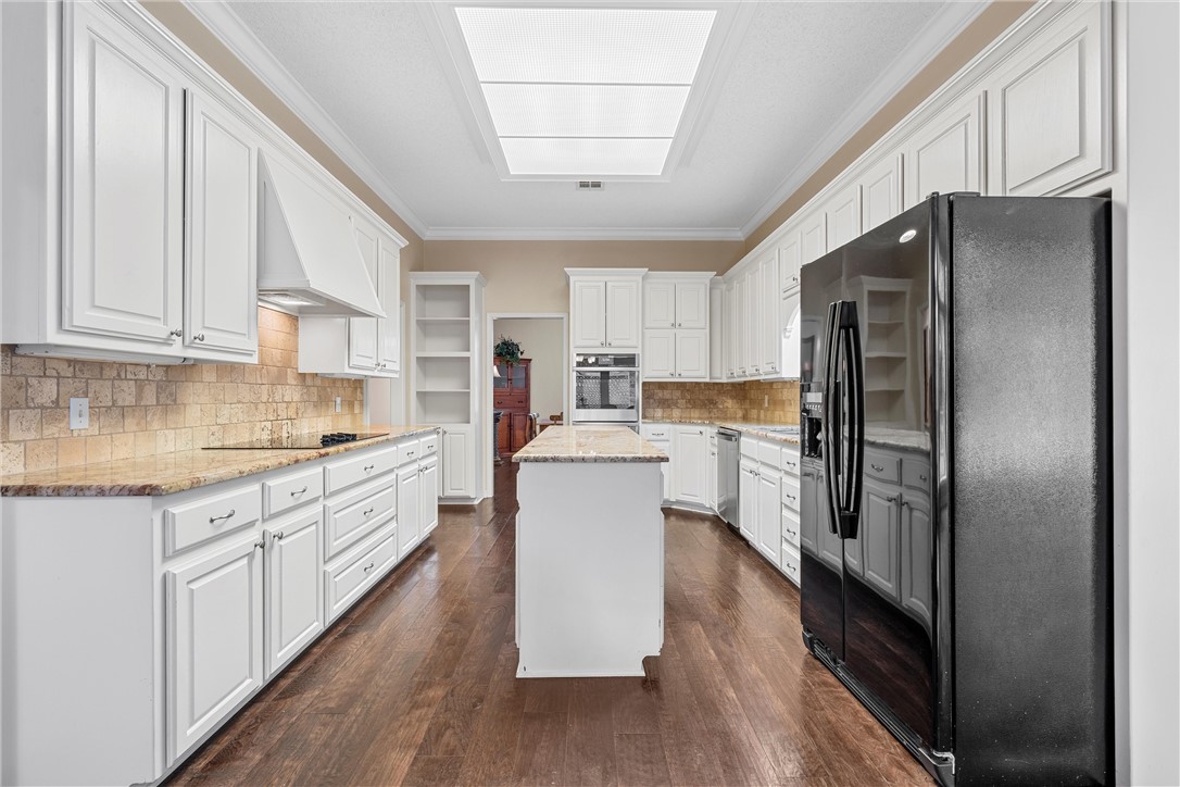 89 Sugar Creek Place Place, Woodway, Texas image 14