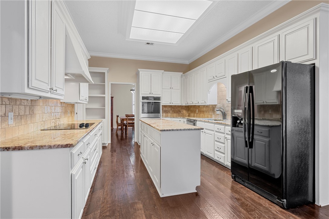 89 Sugar Creek Place Place, Woodway, Texas image 13