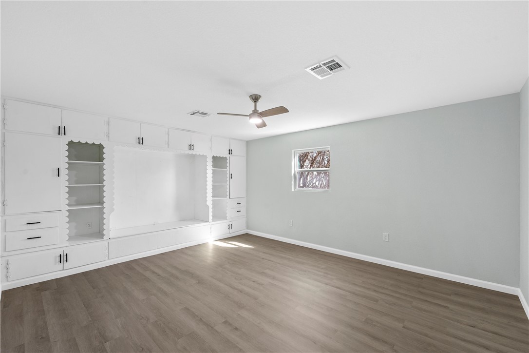 408 N Gresham Street, Marlin, Texas image 9