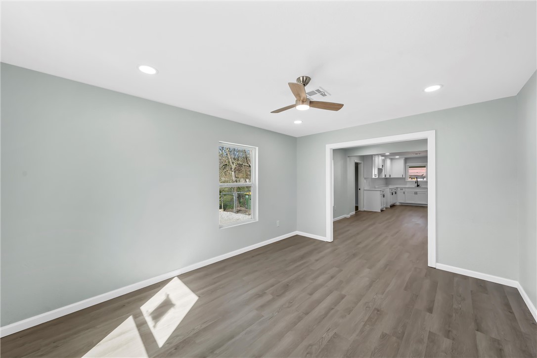 408 N Gresham Street, Marlin, Texas image 2