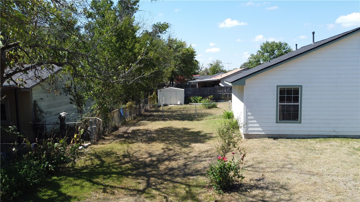 424 Camp Ground Road, Bellmead, Texas image 35