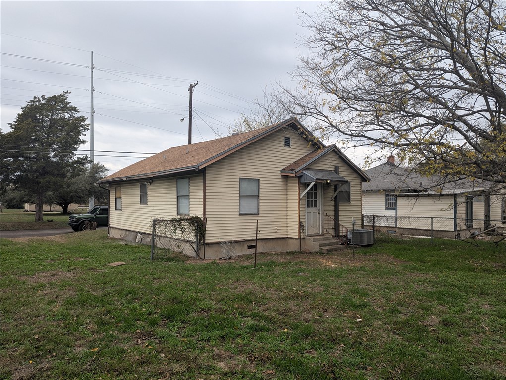 211 Hatton Street, Waco, Texas image 18