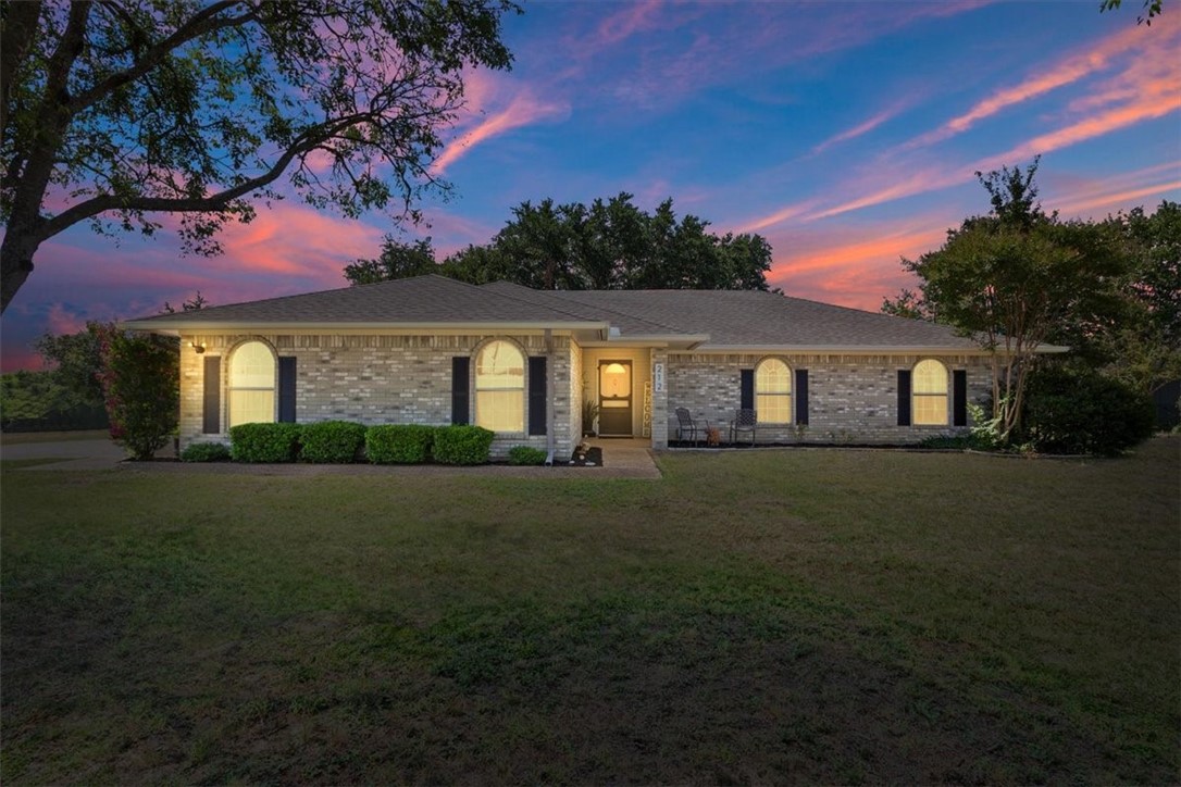 212 Warren Road, Lorena, Texas image 1