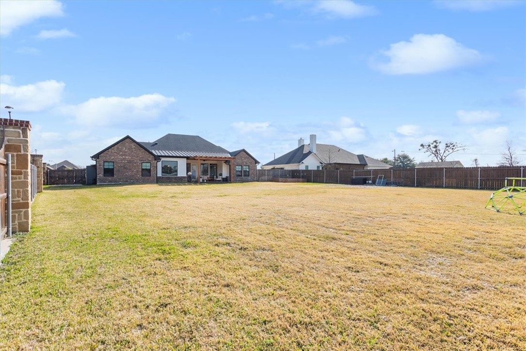 204 Keys Creek Drive, Waco, Texas image 35