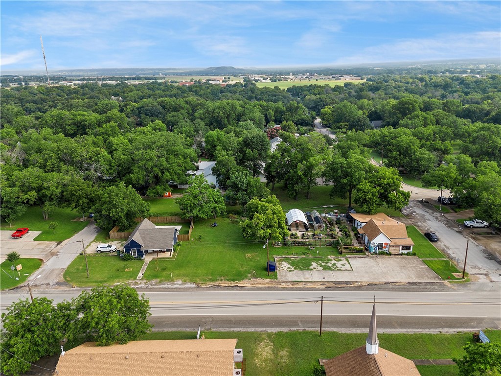 1215 W 5th Street, Clifton, Texas image 18