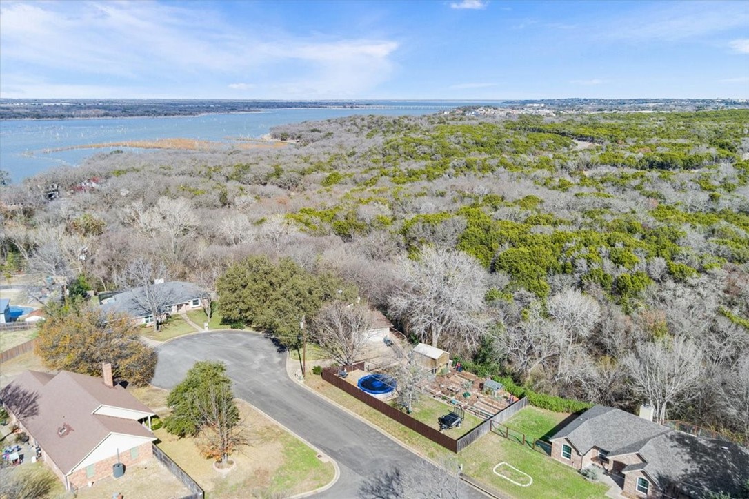 14049 Shadow Grove Circle, Woodway, Texas image 3