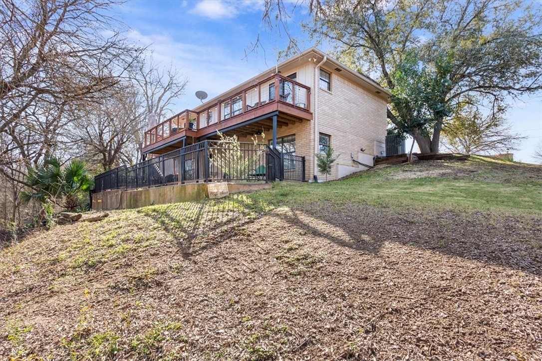 14049 Shadow Grove Circle, Woodway, Texas image 32