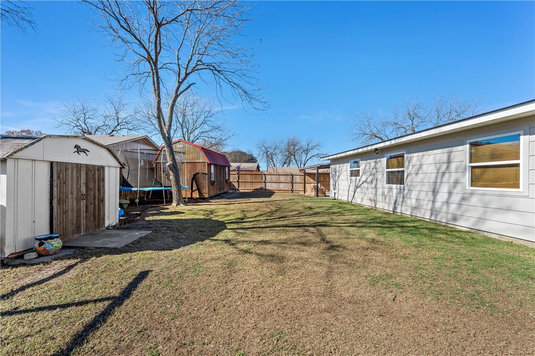 101 Redbud Circle, Hewitt, Texas image 33