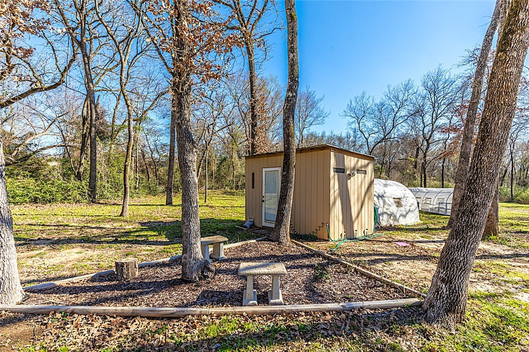 200 Pr 5825 A, Groesbeck, Texas image 34