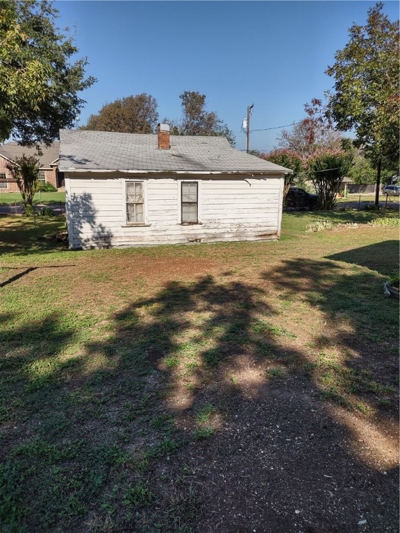 608 N Harrison Street, West, Texas image 7