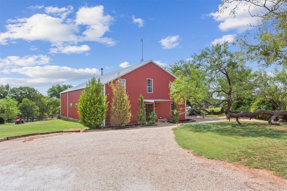 128 Deer Run Road, Valley Mills, Texas image 8