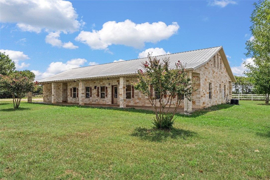 580 Winter Hawk, McGregor, Texas image 6