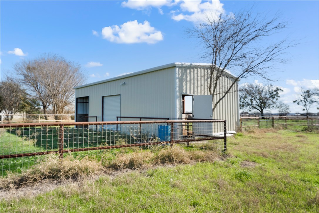 580 Winter Hawk, McGregor, Texas image 47