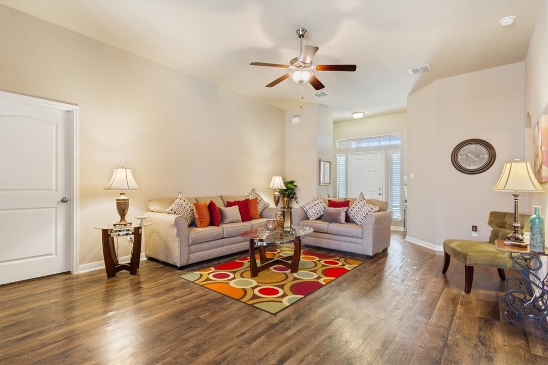 10708 Berwyn Drive, Waco, Texas image 6