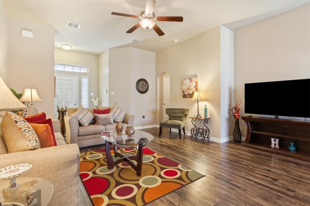 10708 Berwyn Drive, Waco, Texas image 8