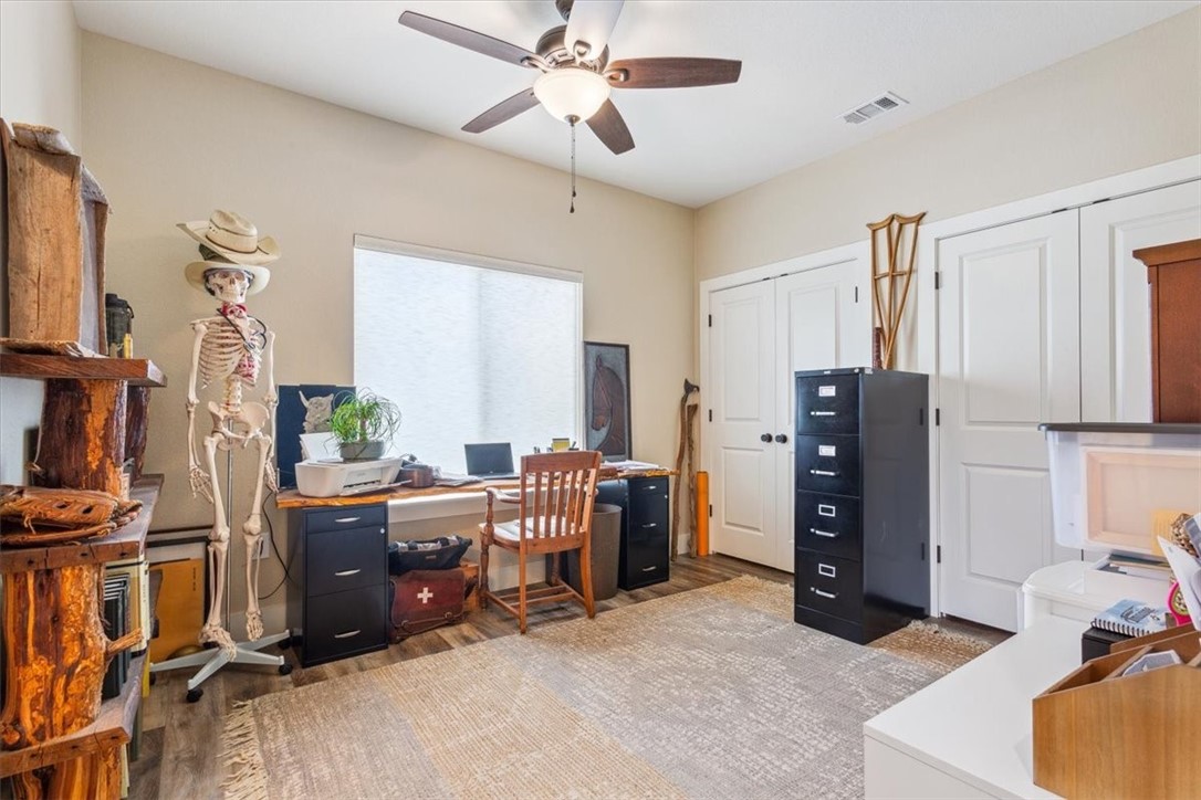 8 Independence Trail, Waco, Texas image 29